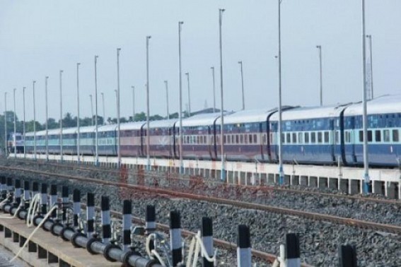 Railways earn Rs 15 crore from ticketless travellers